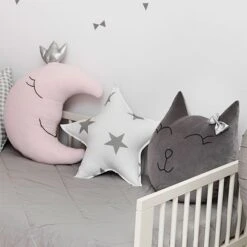 Moon Pillow - Fuchsia -Fun with Mum Soldes 033