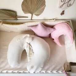 Moon Pillow - Pink 15 Moon Pillow - Pink -Fun with Mum Soldes breastfeeding pillow ecru 2 5