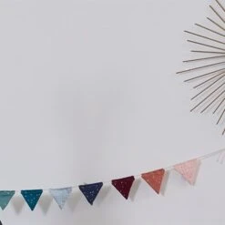 Garland - Rainbow Triangle -Fun with Mum Soldes funwithmum180