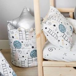 Star Pillow - Silver -Fun with Mum Soldes love to the moon basket 1