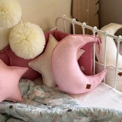 Moon Pillow - Pink 11 Moon Pillow - Pink -Fun with Mum Soldes moon pillow pink