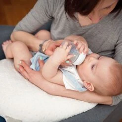 Breastfeeding Pillow - Dolphin - Grey -Fun with Mum Soldes nursing pillow 5b7c593355fab 3