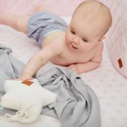 Star Rattle - Ecru -Fun with Mum Soldes swaddle blanket 2 5