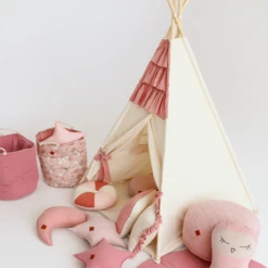 Teepee Tent - Frilly Muslin Raspberry -Fun with Mum Soldes teepee frilly raspberry4