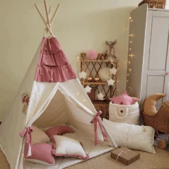 Teepee Tent + Floor Mat + Pillows - Frilly Muslin Raspberry -Fun with Mum Soldes teepee ruffle muslin raspberry6 2