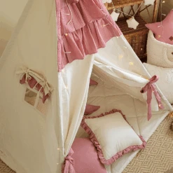 Teepee Tent - Frilly Muslin Raspberry -Fun with Mum Soldes teepee ruffle muslin raspberry8